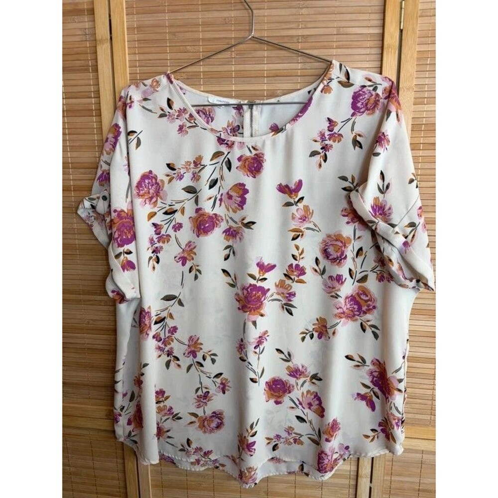 Maurice’s 2XL. Floral Print Shirt Flaw Small Run